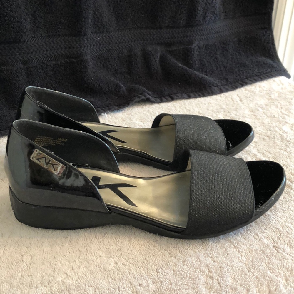 Anne Klein sport open toe shoes size 9 1/2 black